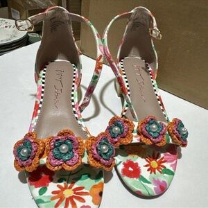 Betsey Johnson Little Girls Shoes Size 2 Multicolor Floral Woven Flowers Pearls